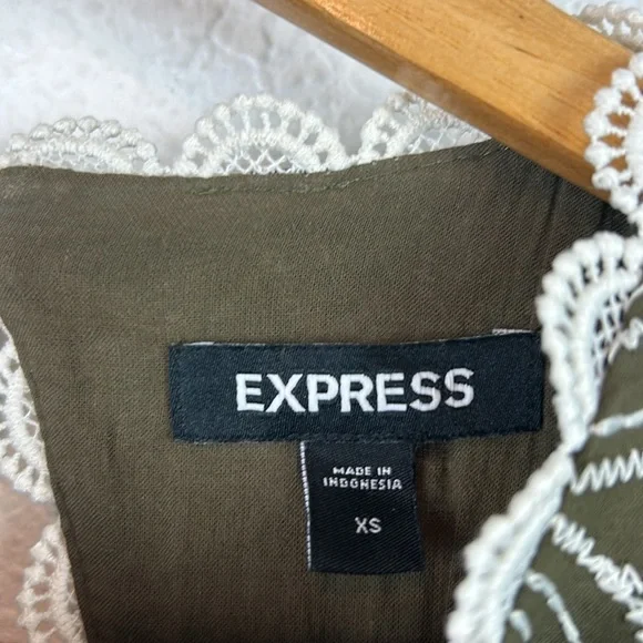 Express Open Back Embroidered Eyelet top brown olive green - Picture 5 of 9